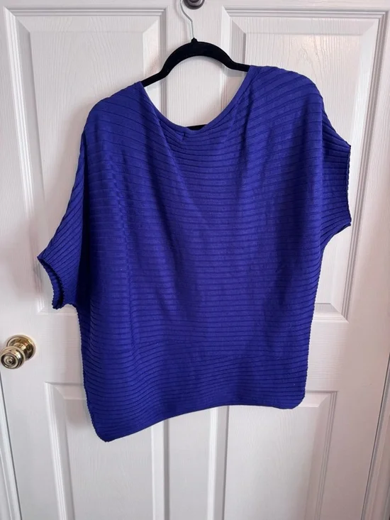 Asymmetrical Ribbed Sweater - Picture 3 of 3